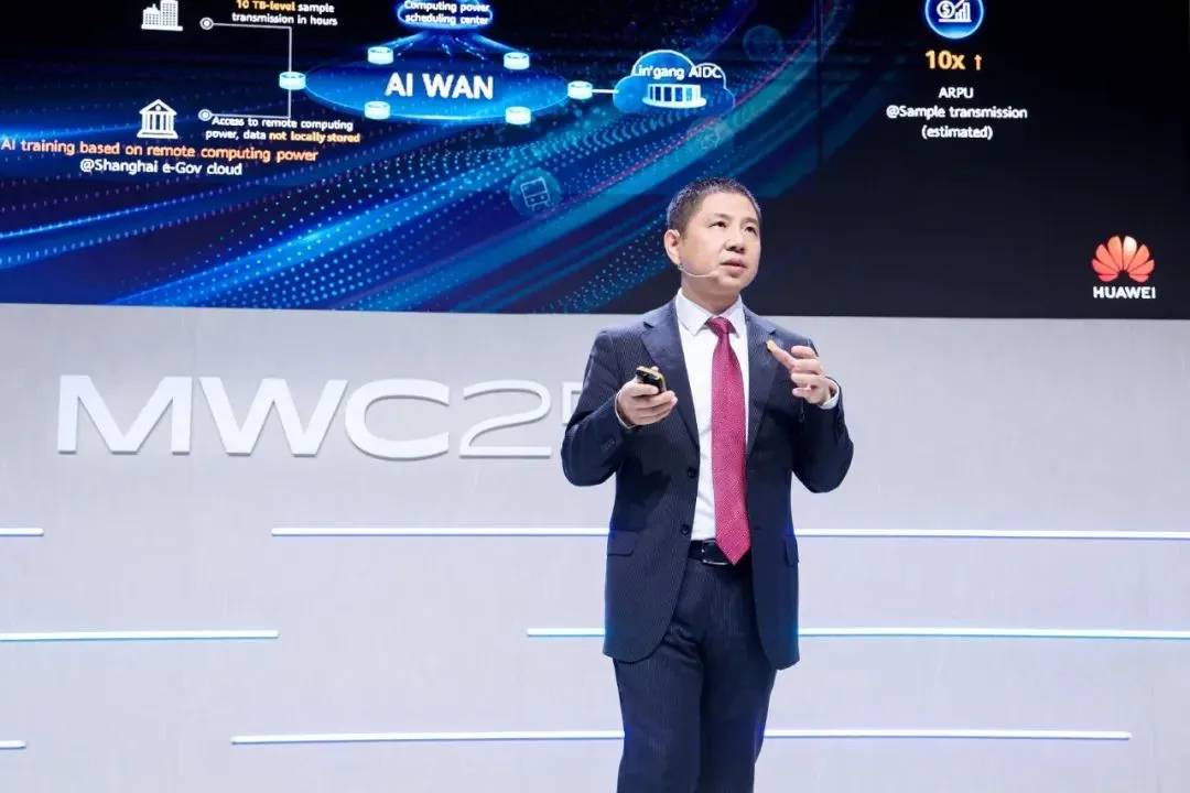 Leon Wang, President of Huawei Data Communication Product Line Leon Wang, President of Huawei Data Communication Product Line